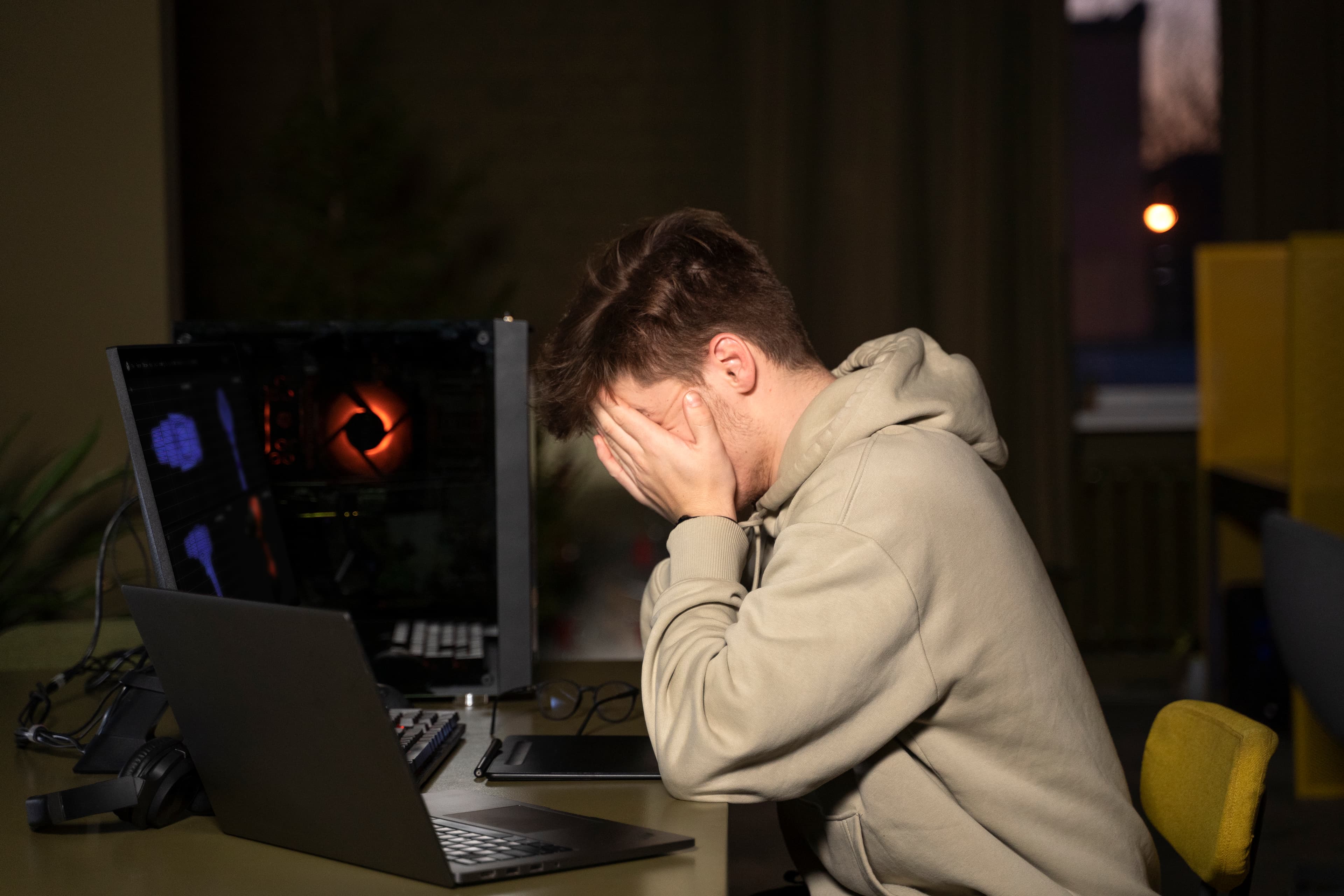 How to Build an App Without Coding Knowledge in 2026